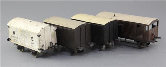 A North Eastern no. 711, Refrigerator white long box van, 2 or 3 rail, no. 61408, in black,